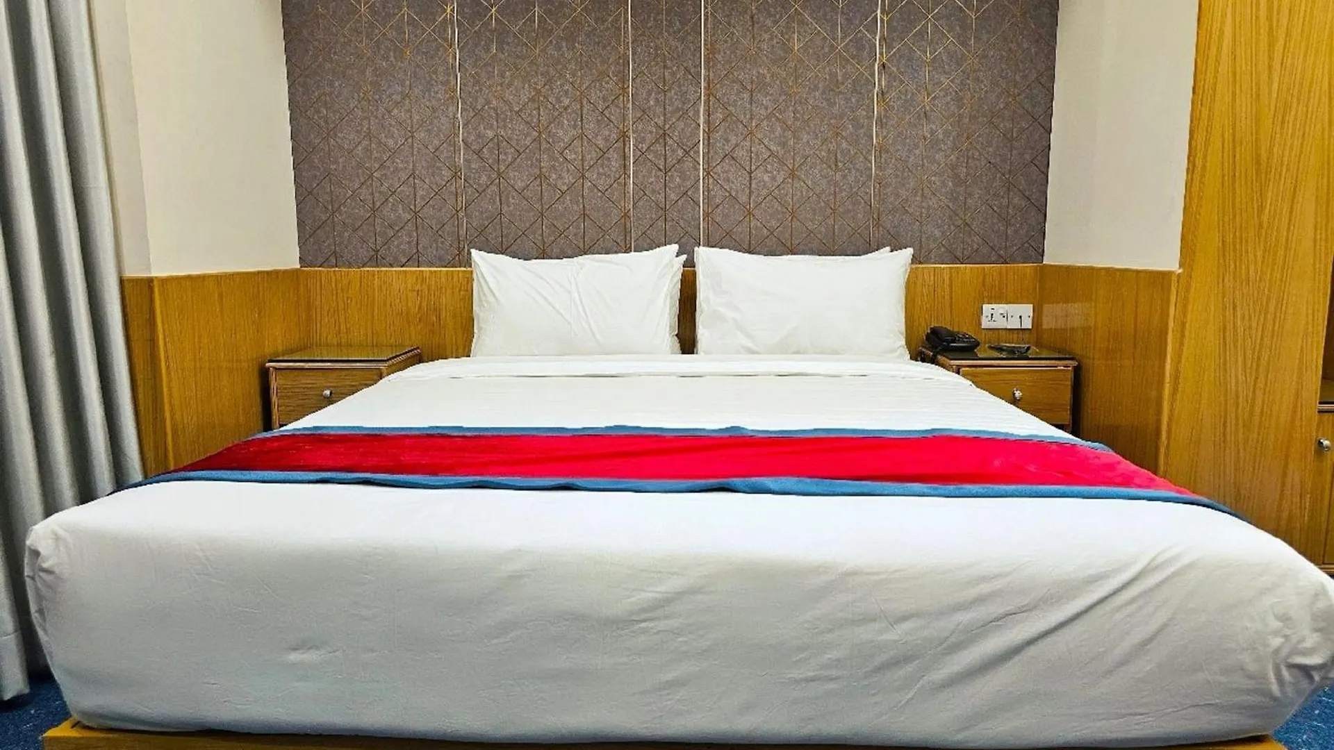 Hotel Safa Residency - Dhaka