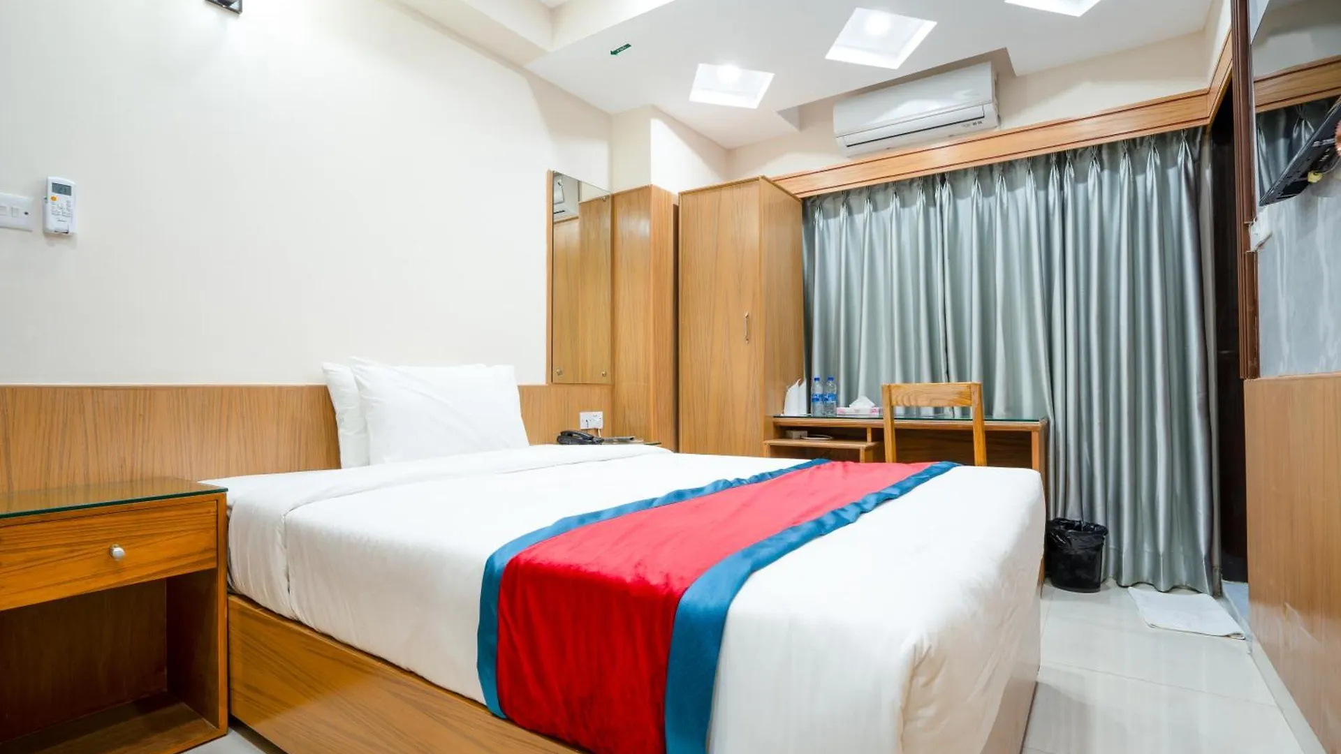 Hotel Safa Residency - Dhaka Bangladesh